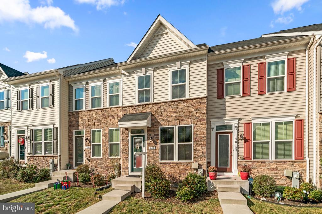 148 REBECCA HAMMOND COURT