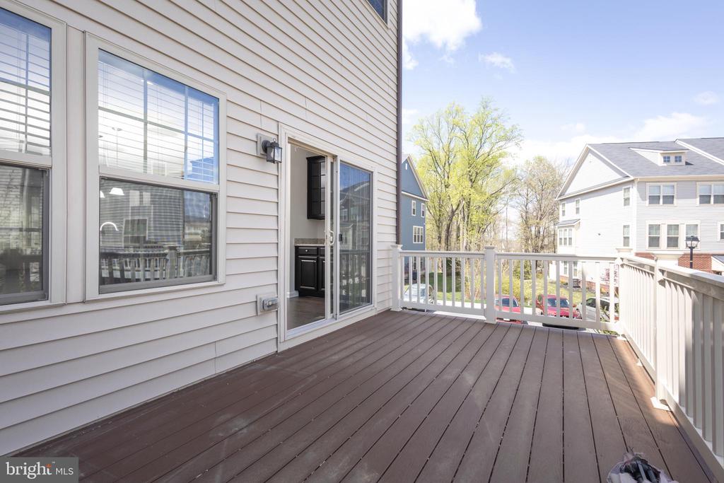 2938 HEBRON LANE