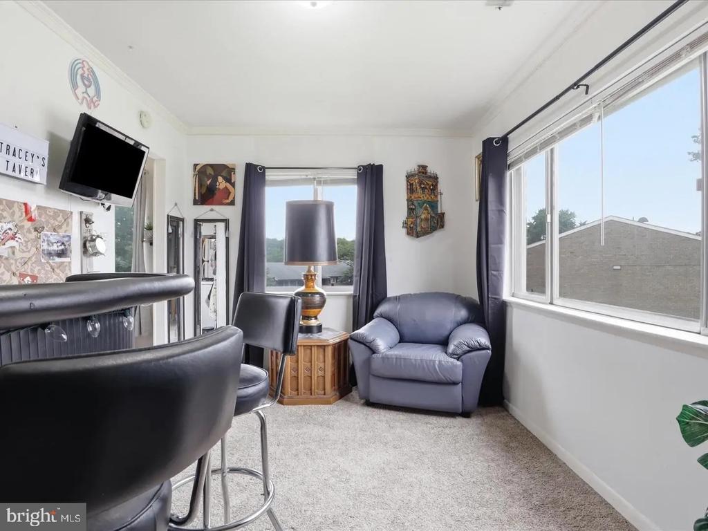 350 GATEWATER COURT Unit: 301 E