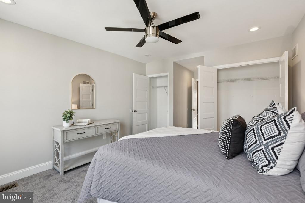 2708 FAIT AVENUE