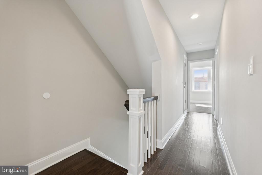 2708 FAIT AVENUE