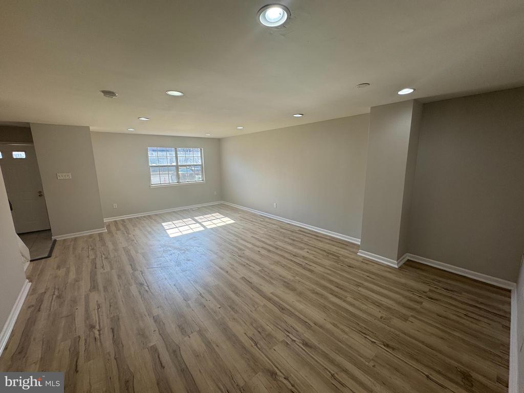 22 MAINVIEW COURT