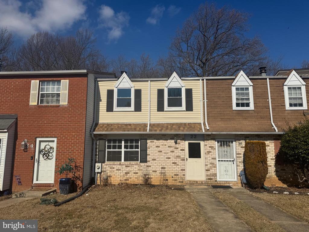 22 MAINVIEW COURT