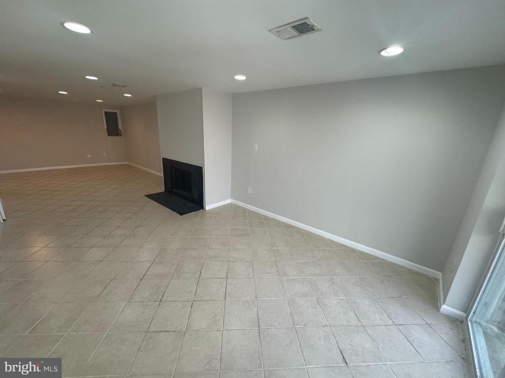 22 MAINVIEW COURT
