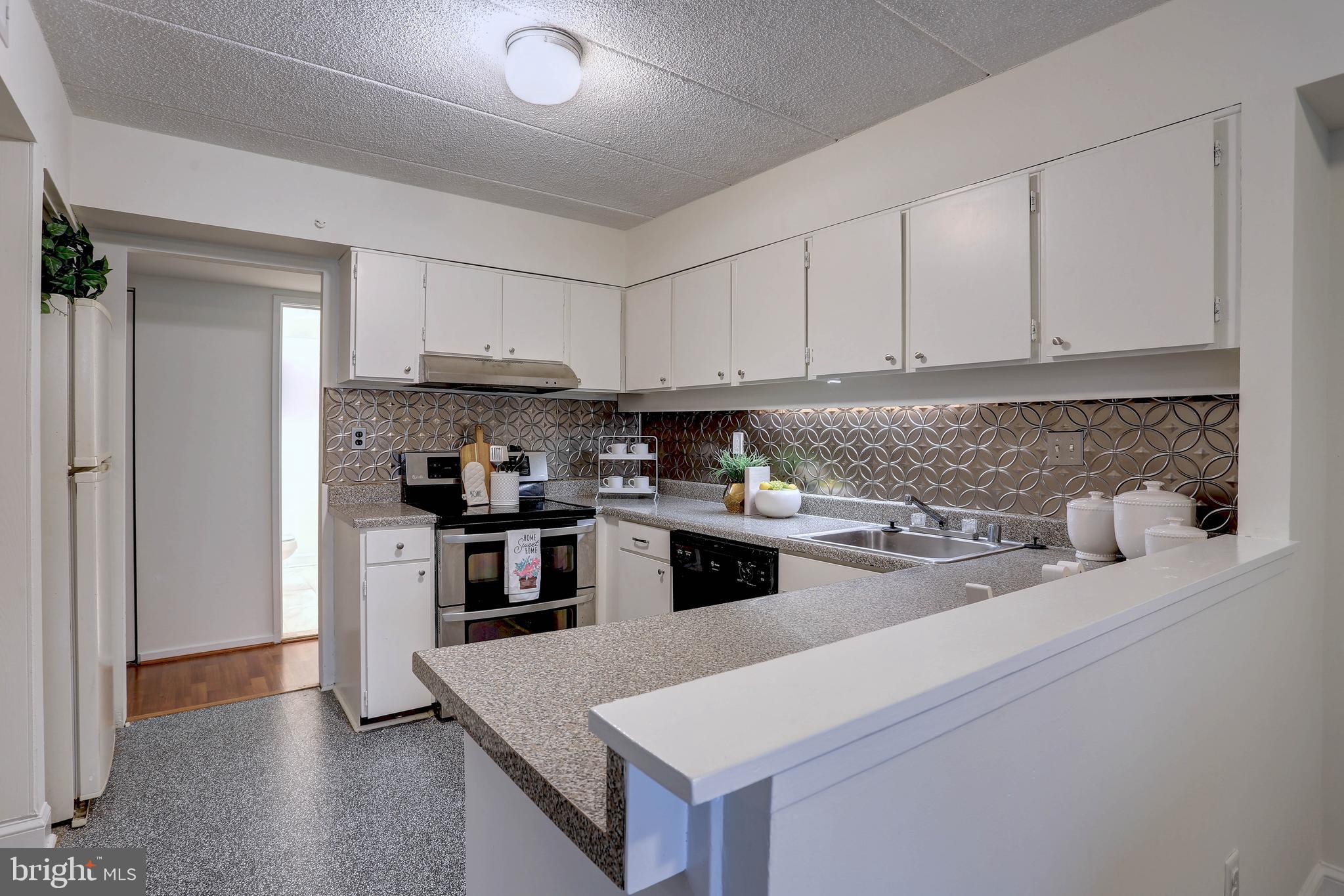 5639 HARPERS FARM ROAD D