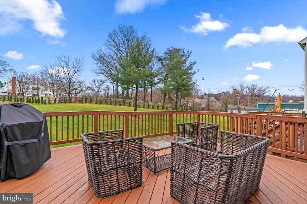 7708 PATUXENT OAK COURT