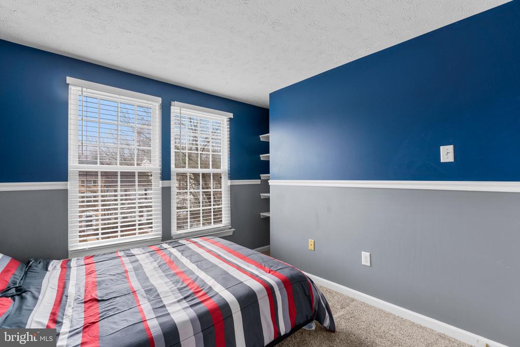 7708 PATUXENT OAK COURT