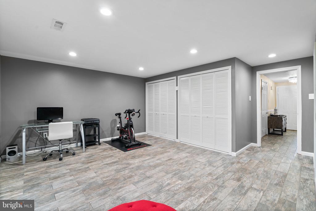 7708 PATUXENT OAK COURT
