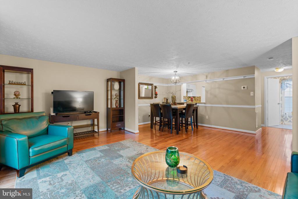 7708 PATUXENT OAK COURT
