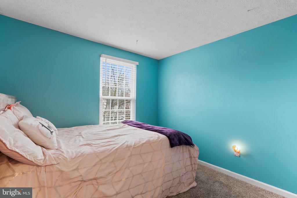 7708 PATUXENT OAK COURT