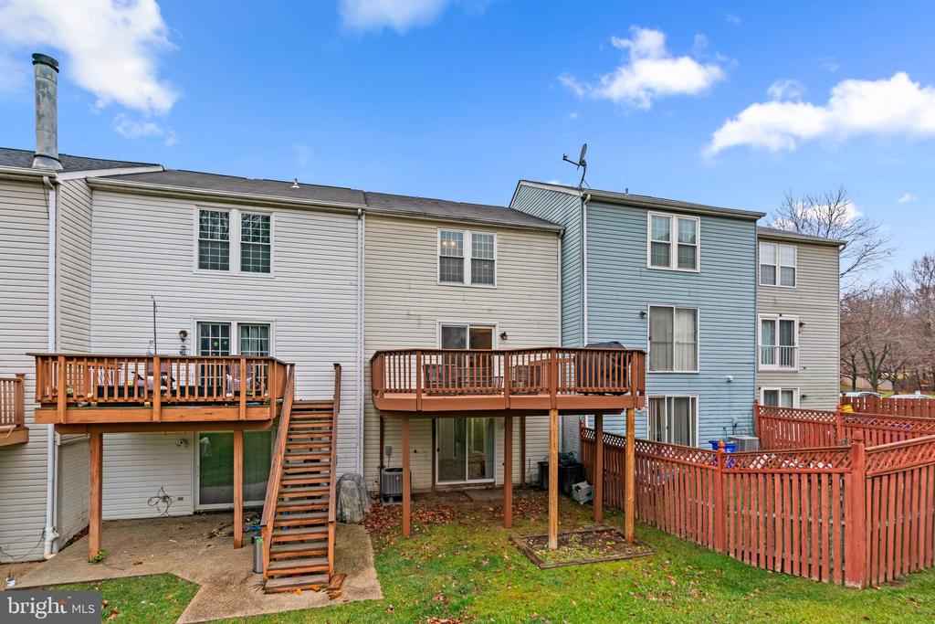 7708 PATUXENT OAK COURT