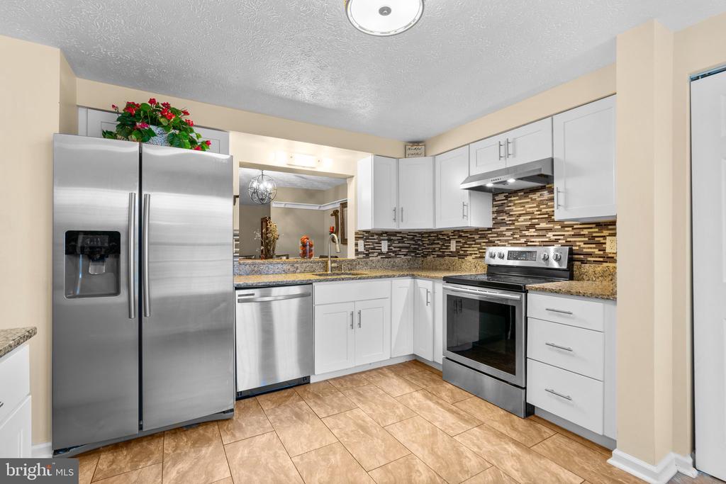 7708 PATUXENT OAK COURT