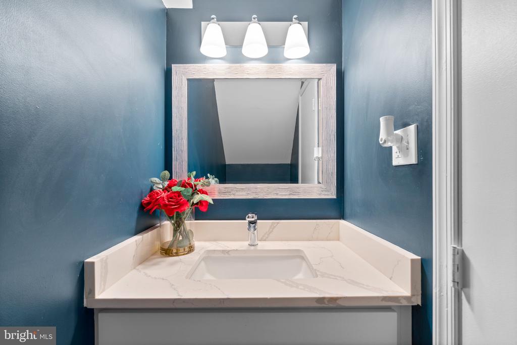 7708 PATUXENT OAK COURT