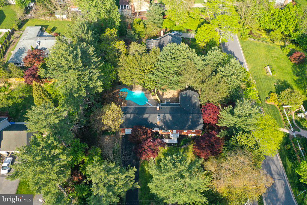 6113 JERRYS DRIVE