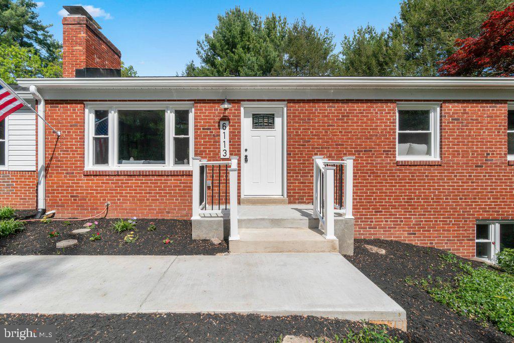 6113 JERRYS DRIVE