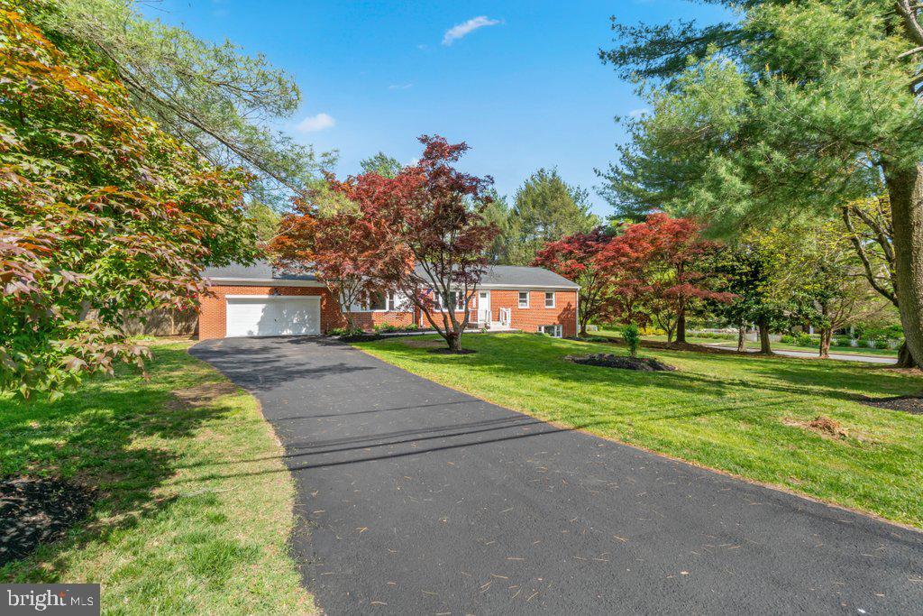 6113 JERRYS DRIVE