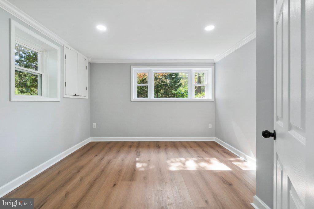 6113 JERRYS DRIVE