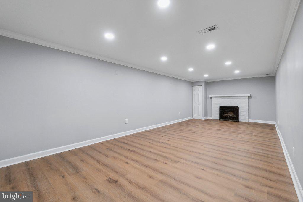 6113 JERRYS DRIVE