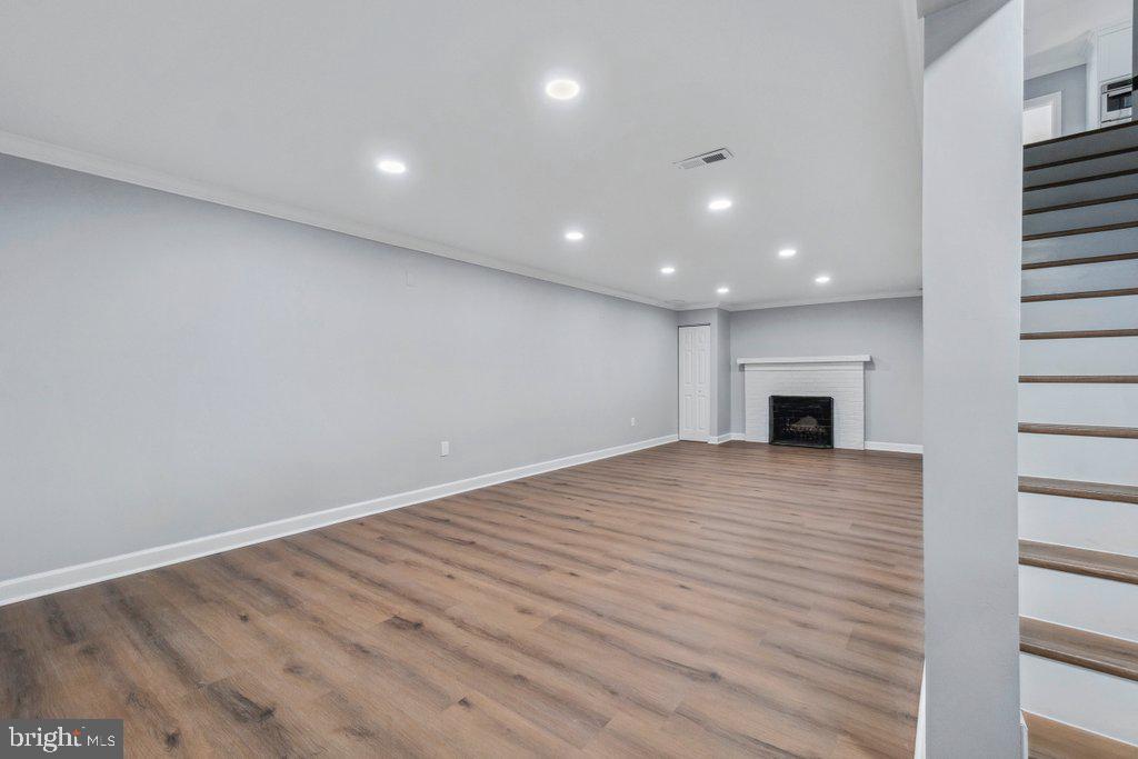 6113 JERRYS DRIVE