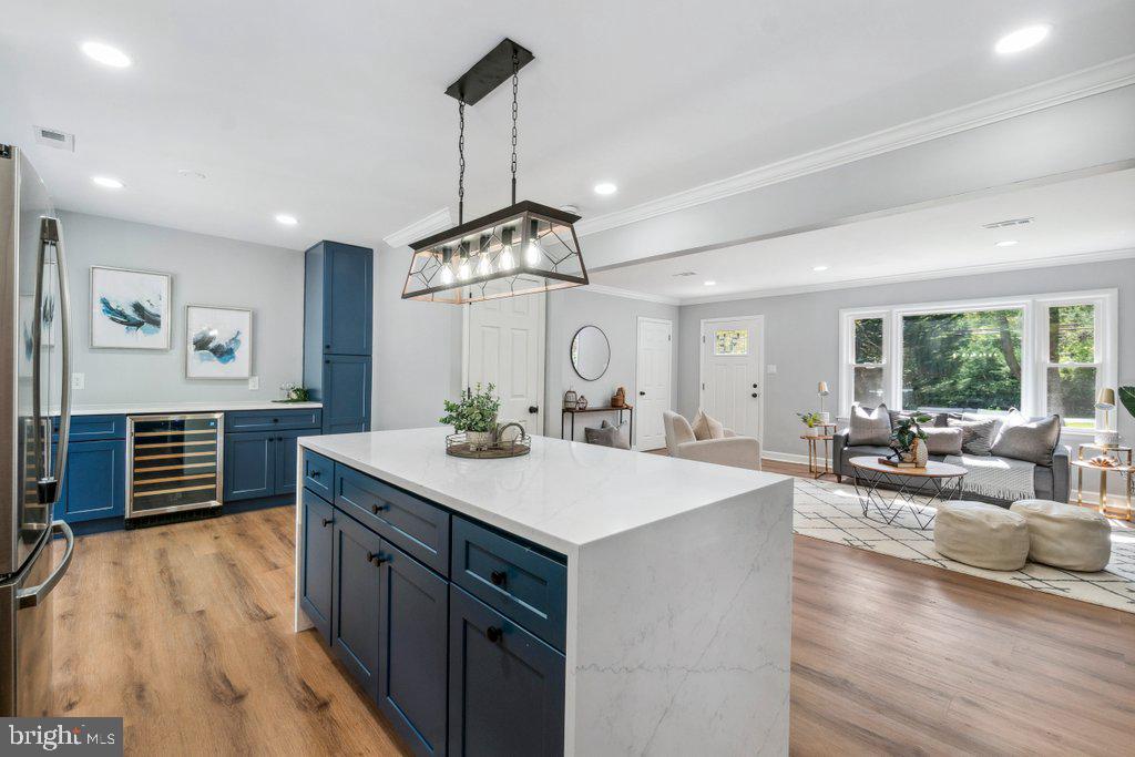 6113 JERRYS DRIVE