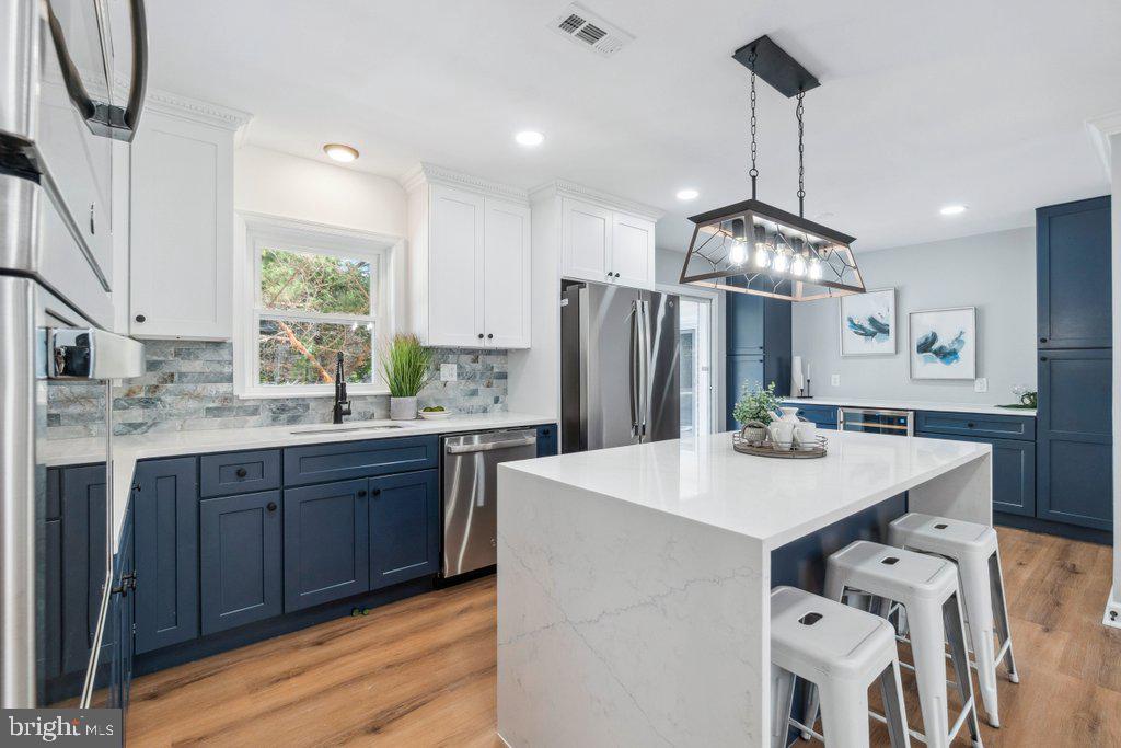 6113 JERRYS DRIVE