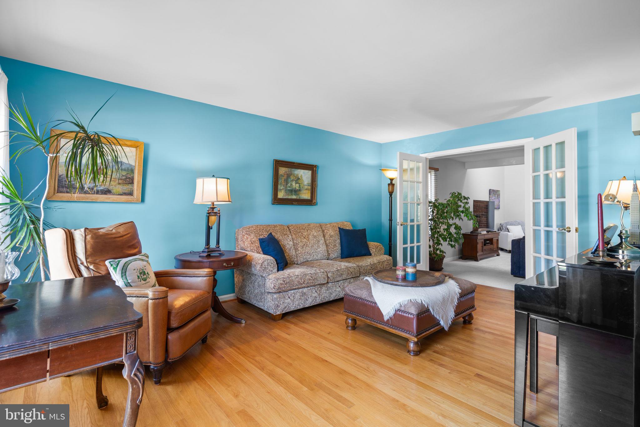 7728 SANDSTONE COURT