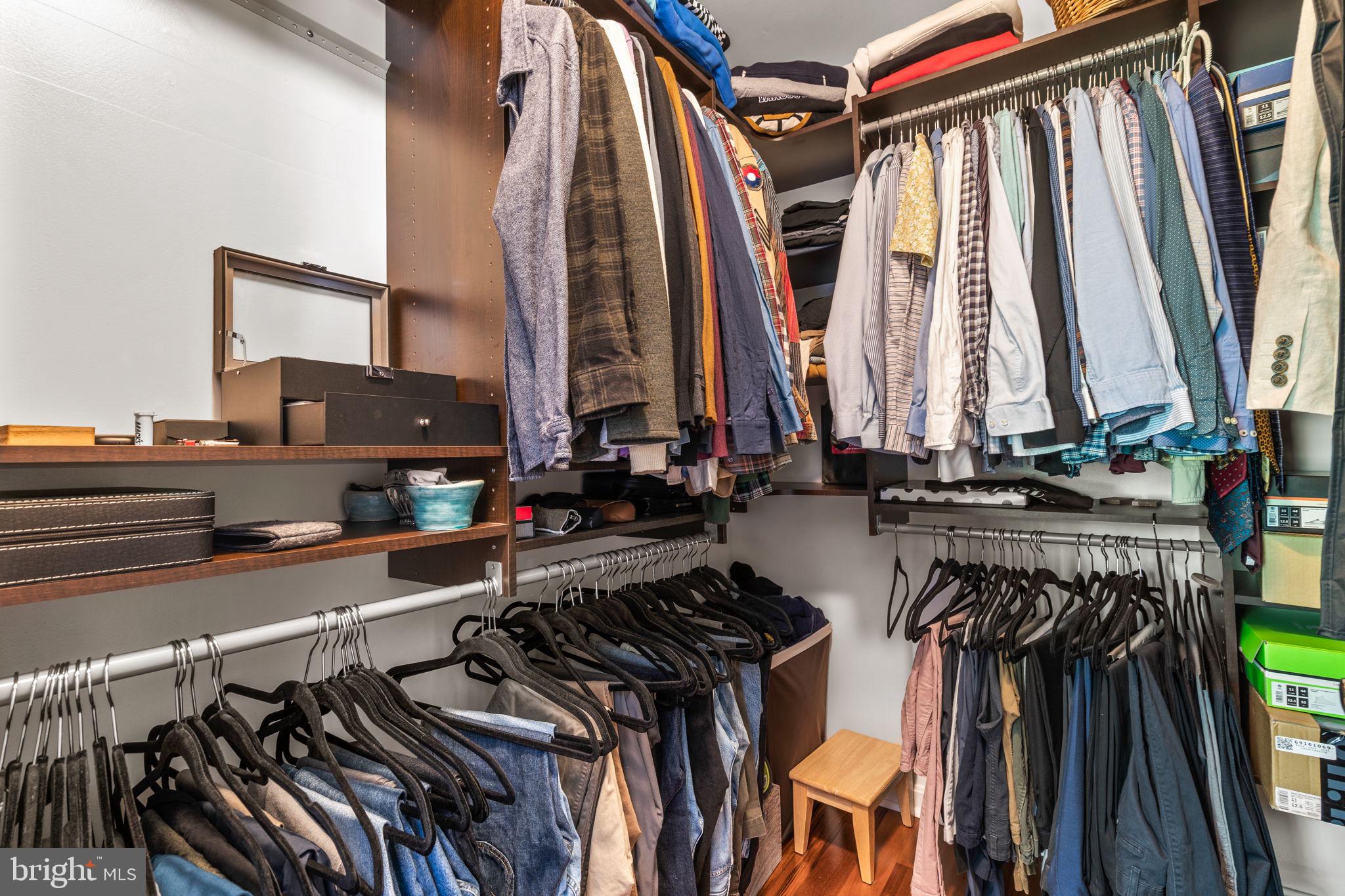 7728 SANDSTONE COURT