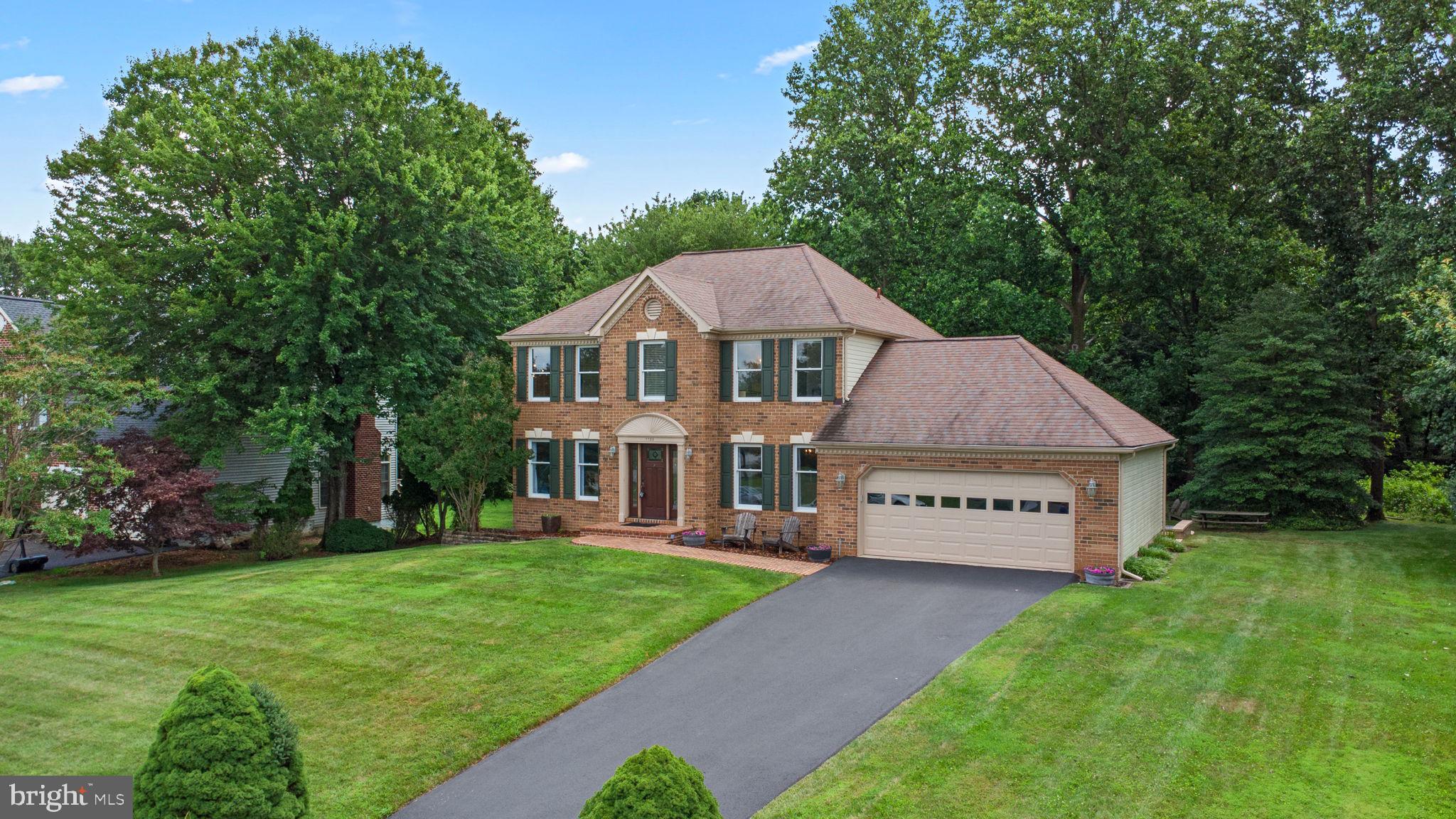 7728 SANDSTONE COURT