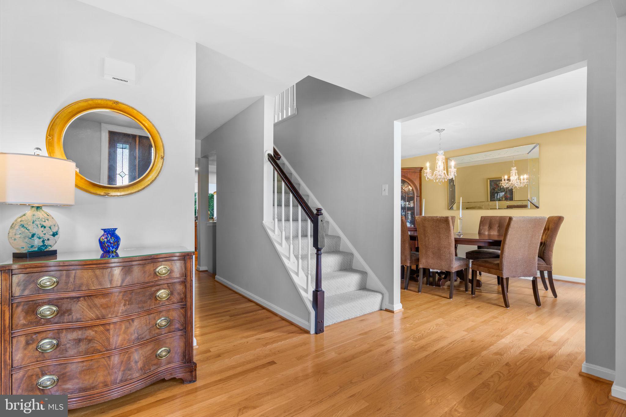 7728 SANDSTONE COURT