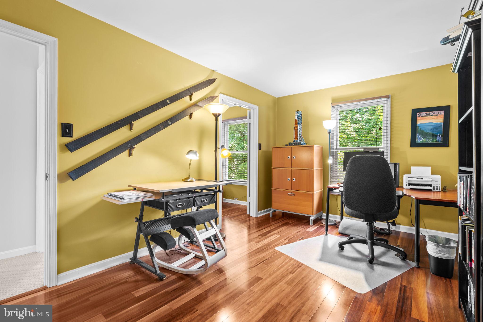 7728 SANDSTONE COURT