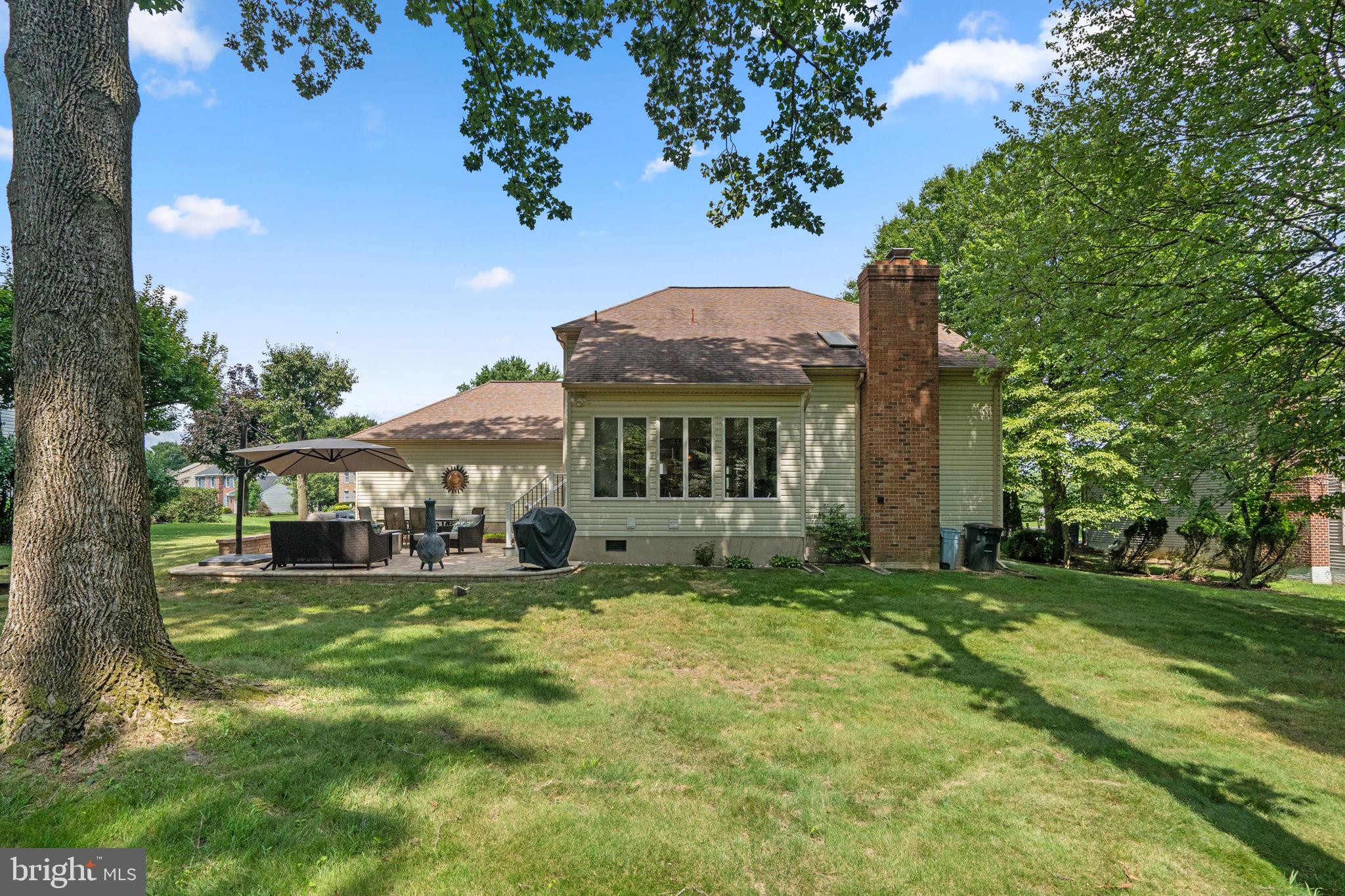 7728 SANDSTONE COURT