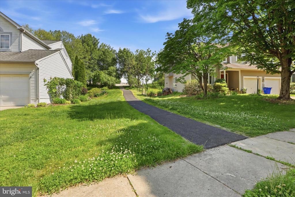 6311 VICTORIOUS SONG LANE