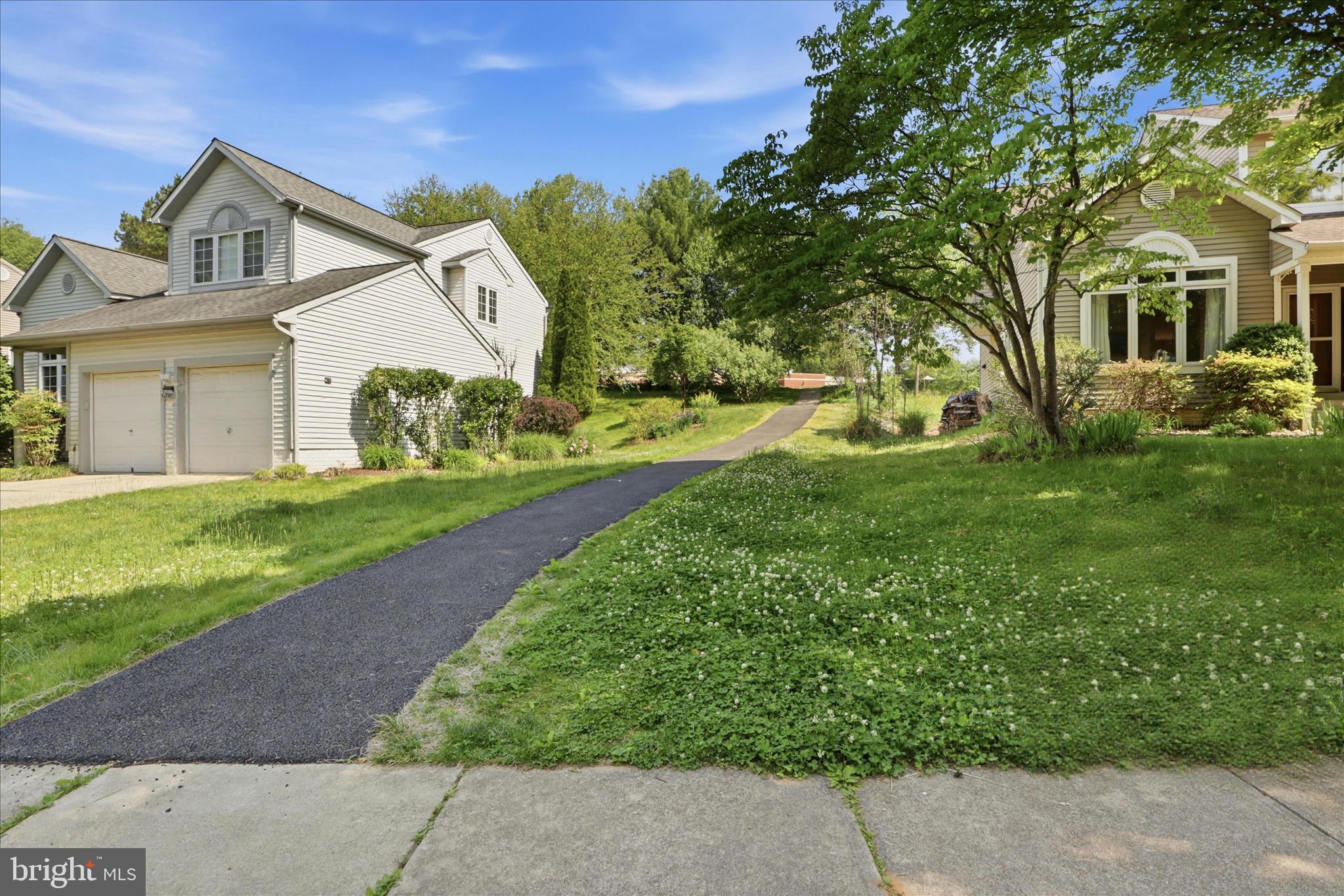 6311 VICTORIOUS SONG LANE