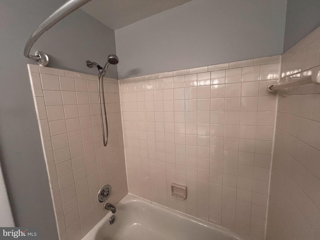 3119 QUARTET LANE 221