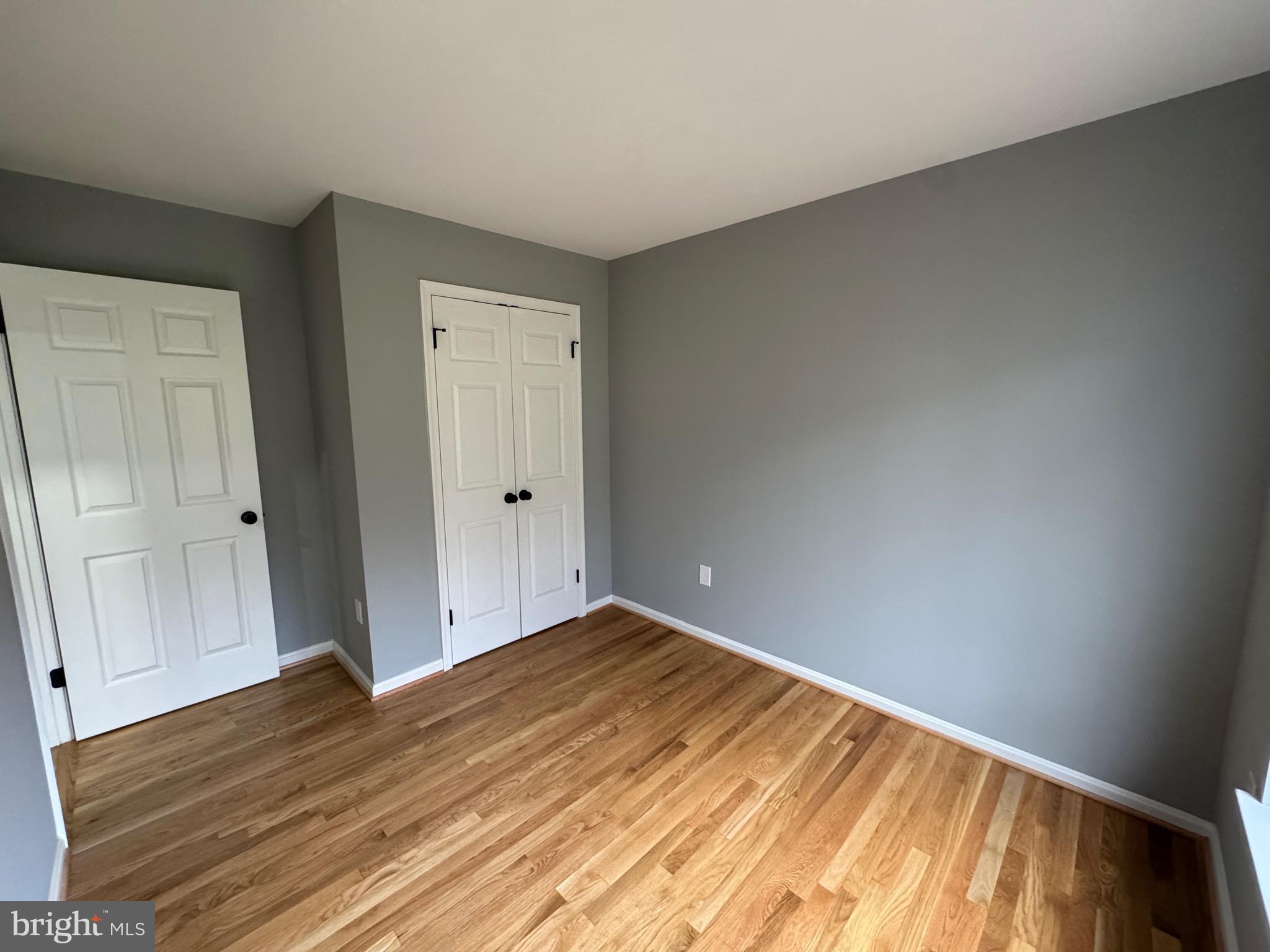 3524 SINGERS GLEN DRIVE