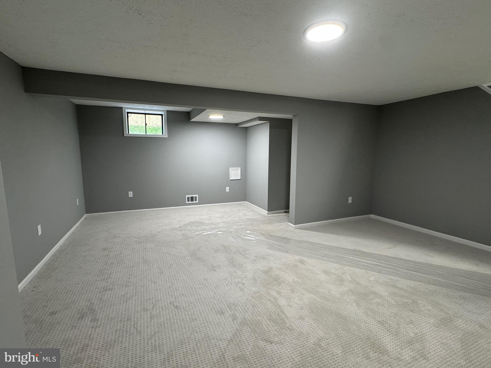 3524 SINGERS GLEN DRIVE