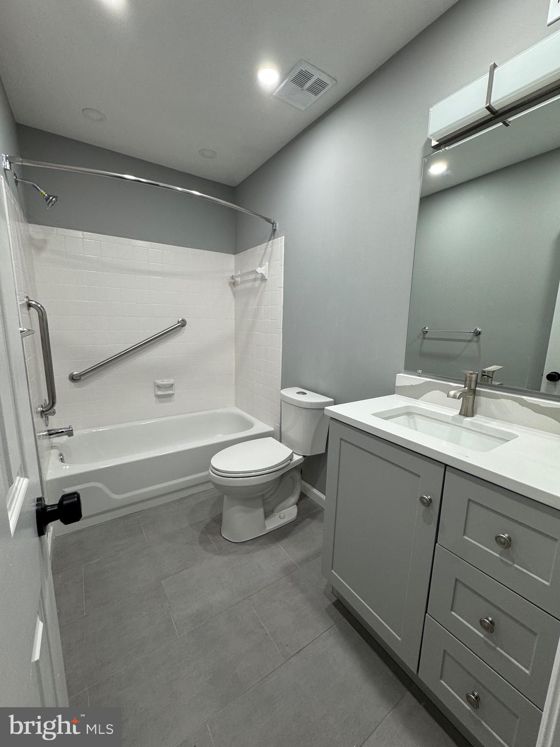 3524 SINGERS GLEN DRIVE