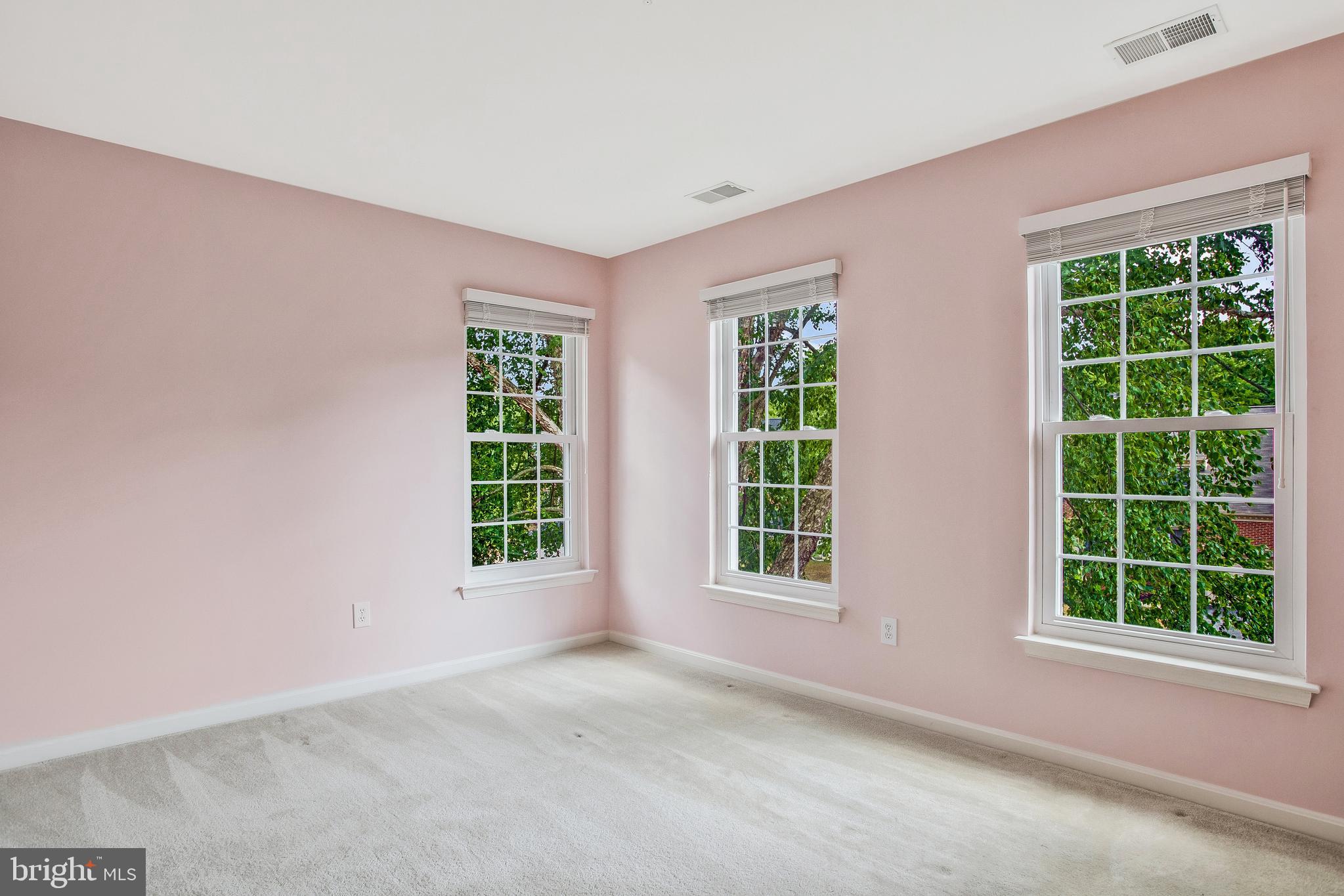 7704 STRATFIELD LANE