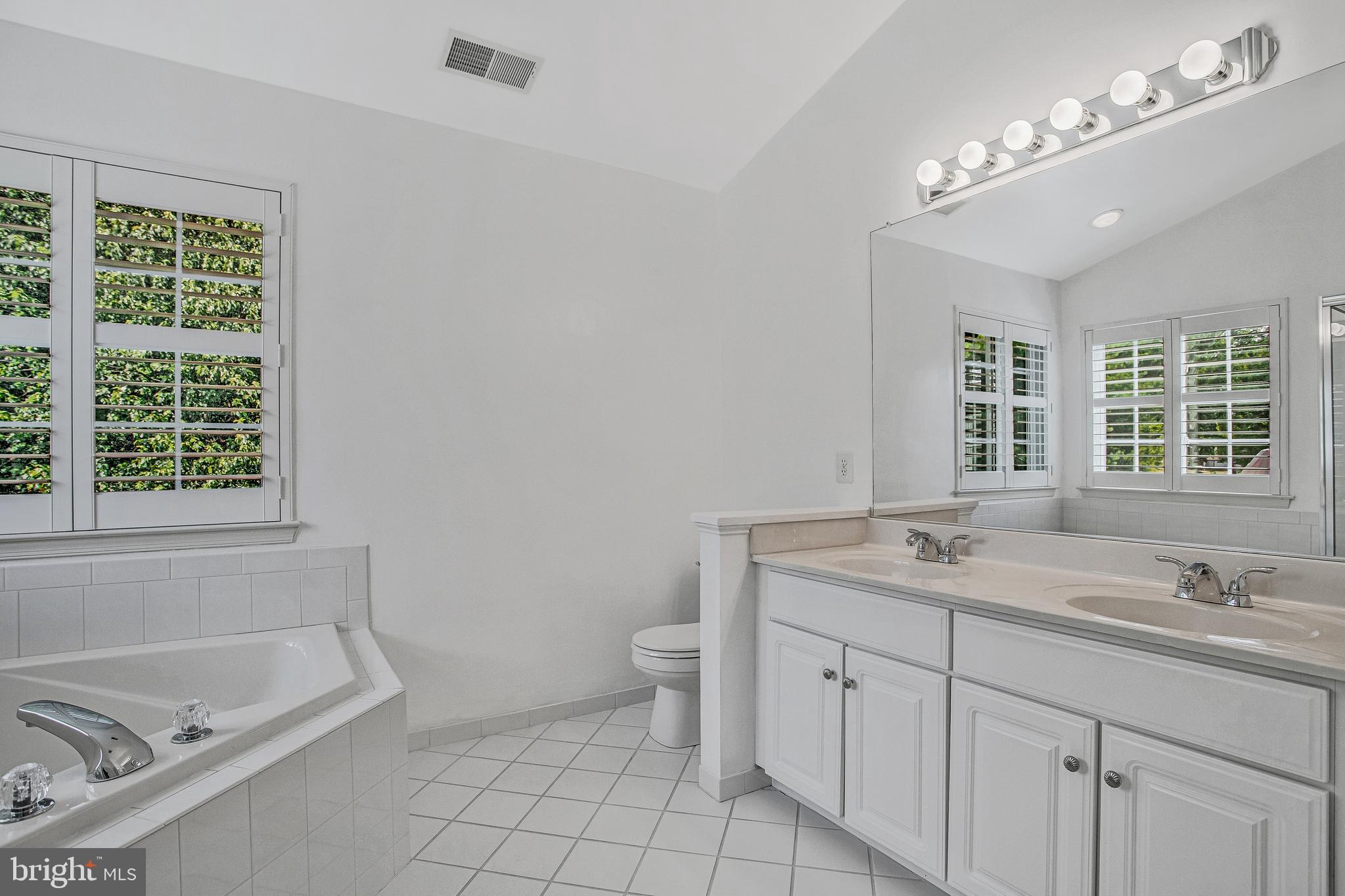 7704 STRATFIELD LANE