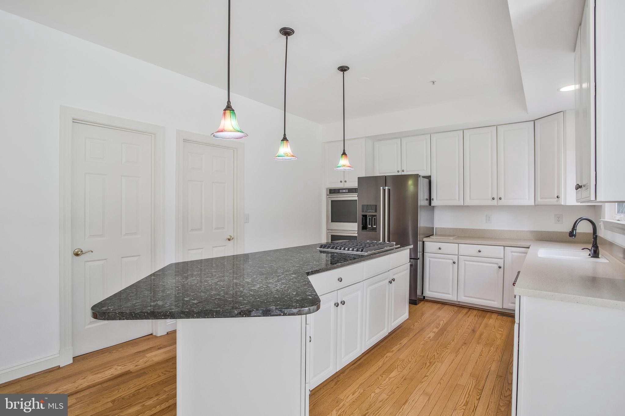 7704 STRATFIELD LANE