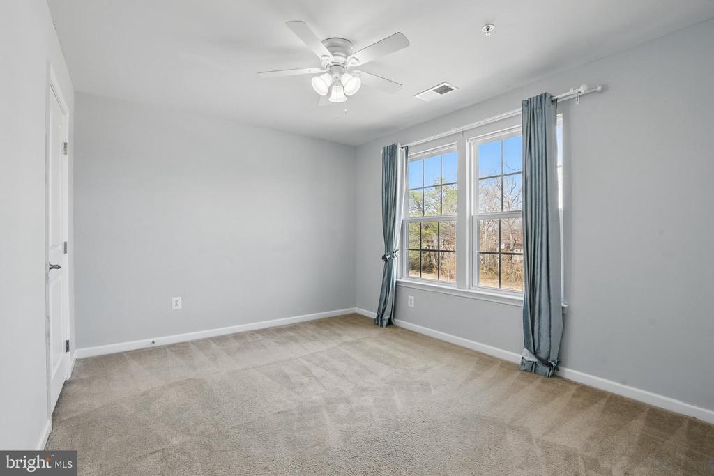 2509 WASHINGTON OVERLOOK DRIVE