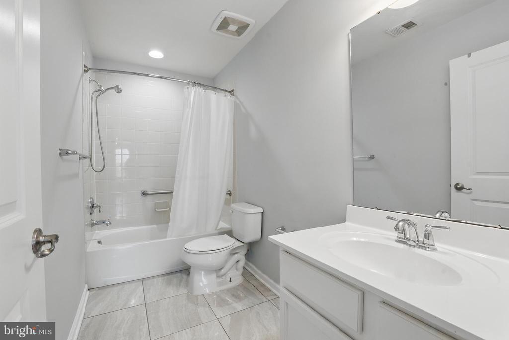 2509 WASHINGTON OVERLOOK DRIVE