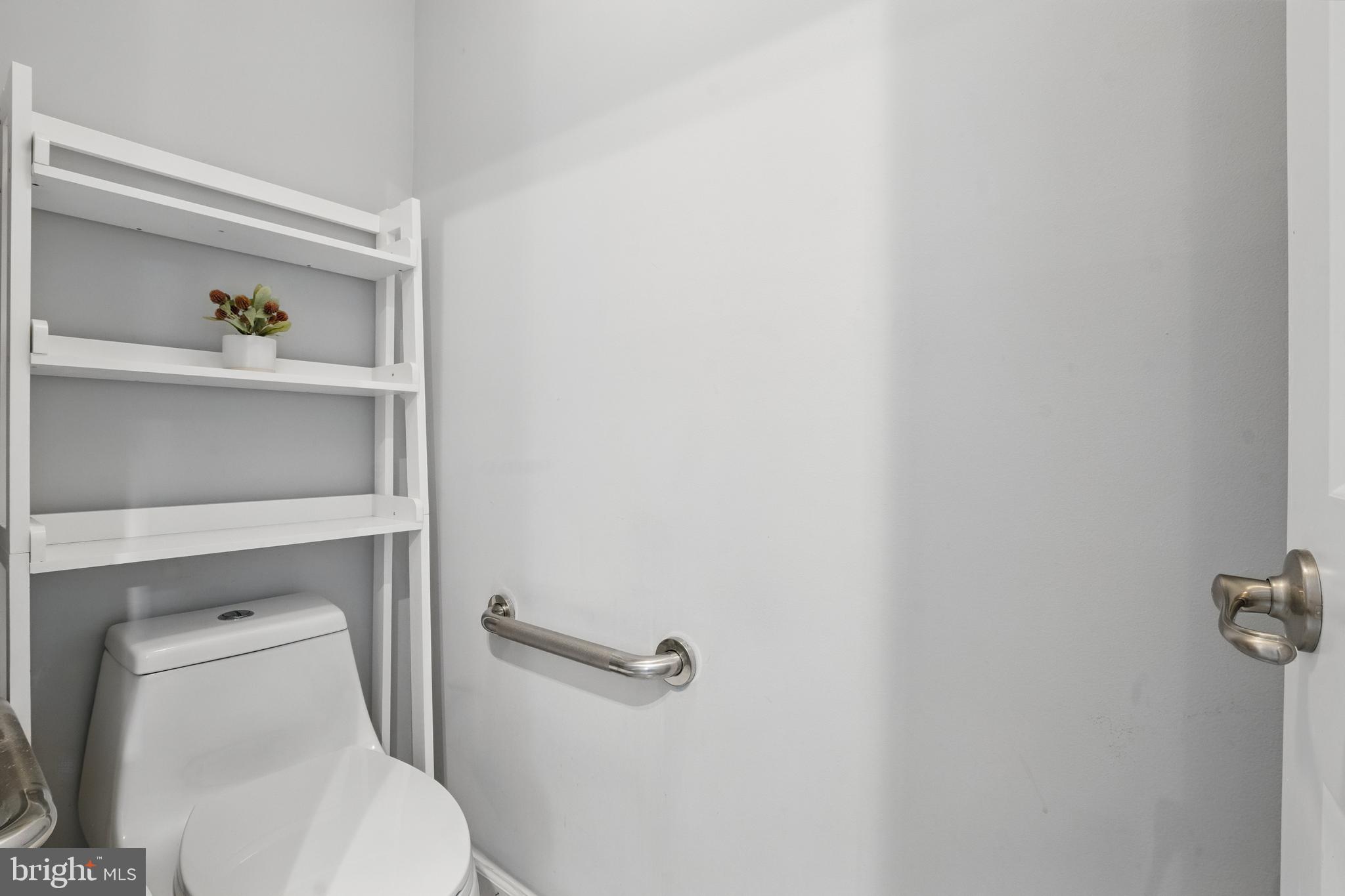 2509 WASHINGTON OVERLOOK DRIVE