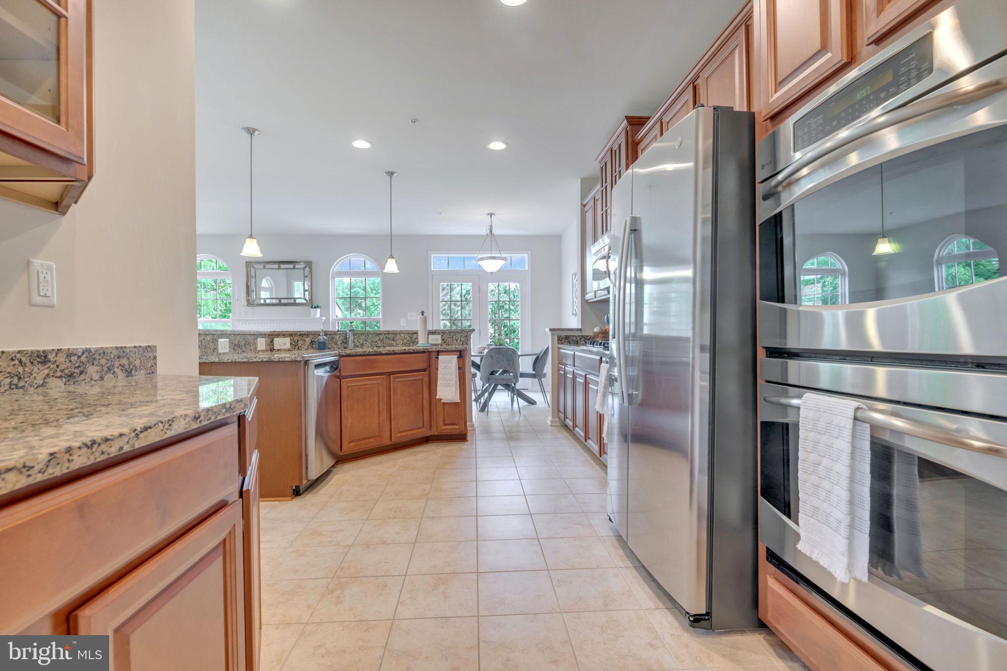 2107 CONGRESBURY PLACE