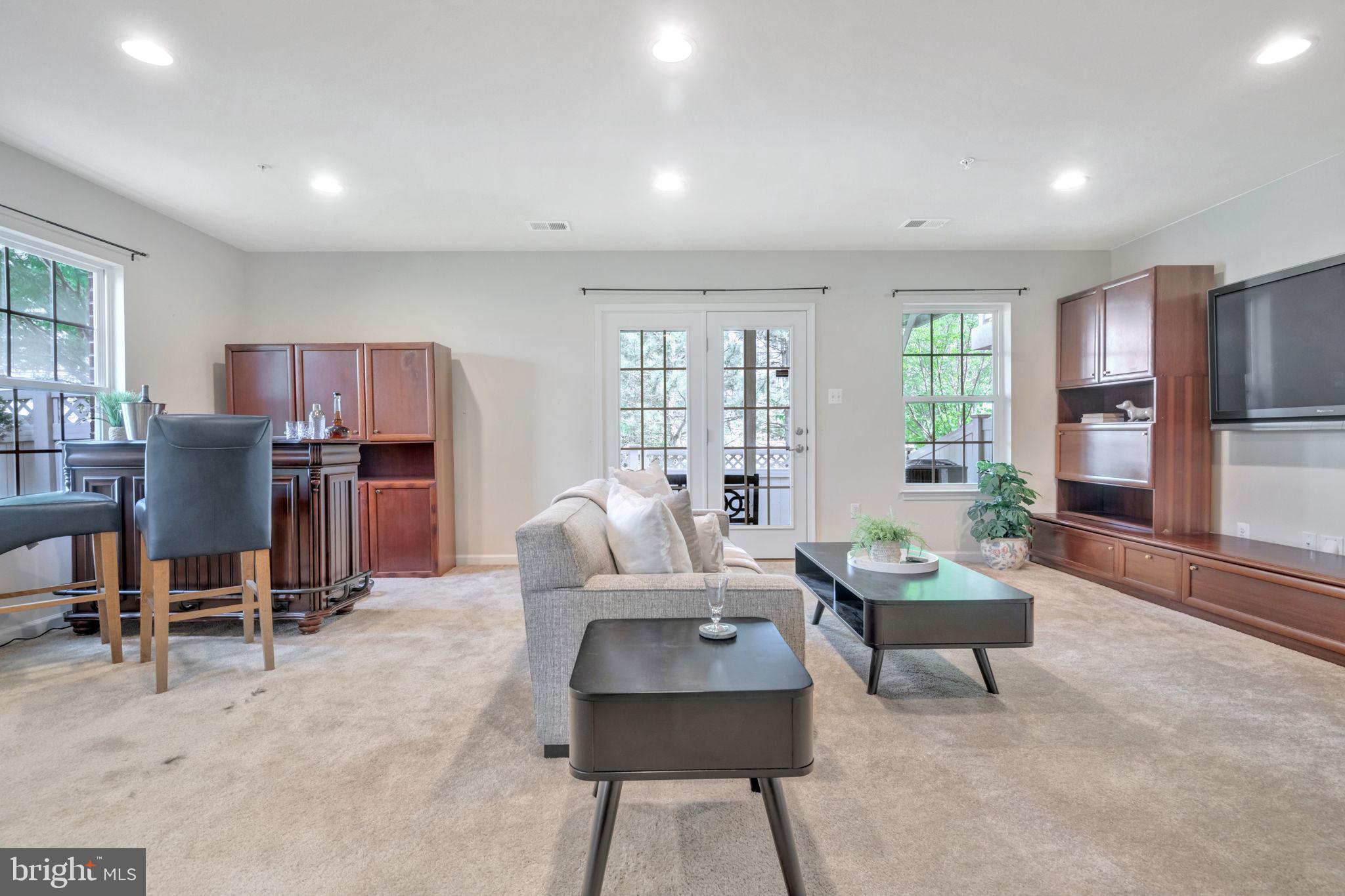 2107 CONGRESBURY PLACE