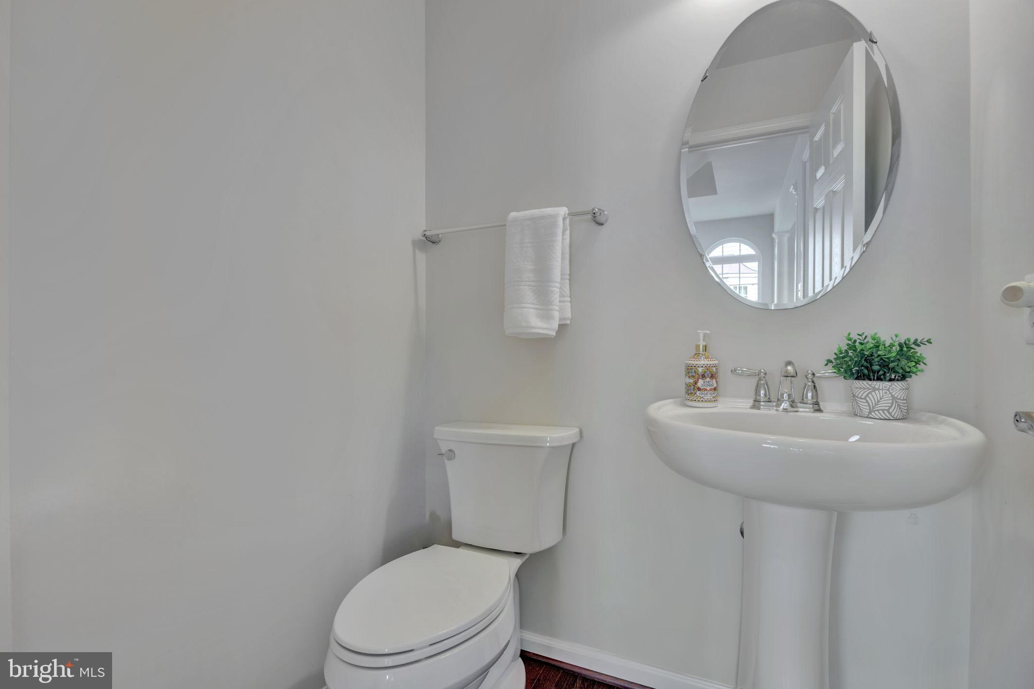 2107 CONGRESBURY PLACE