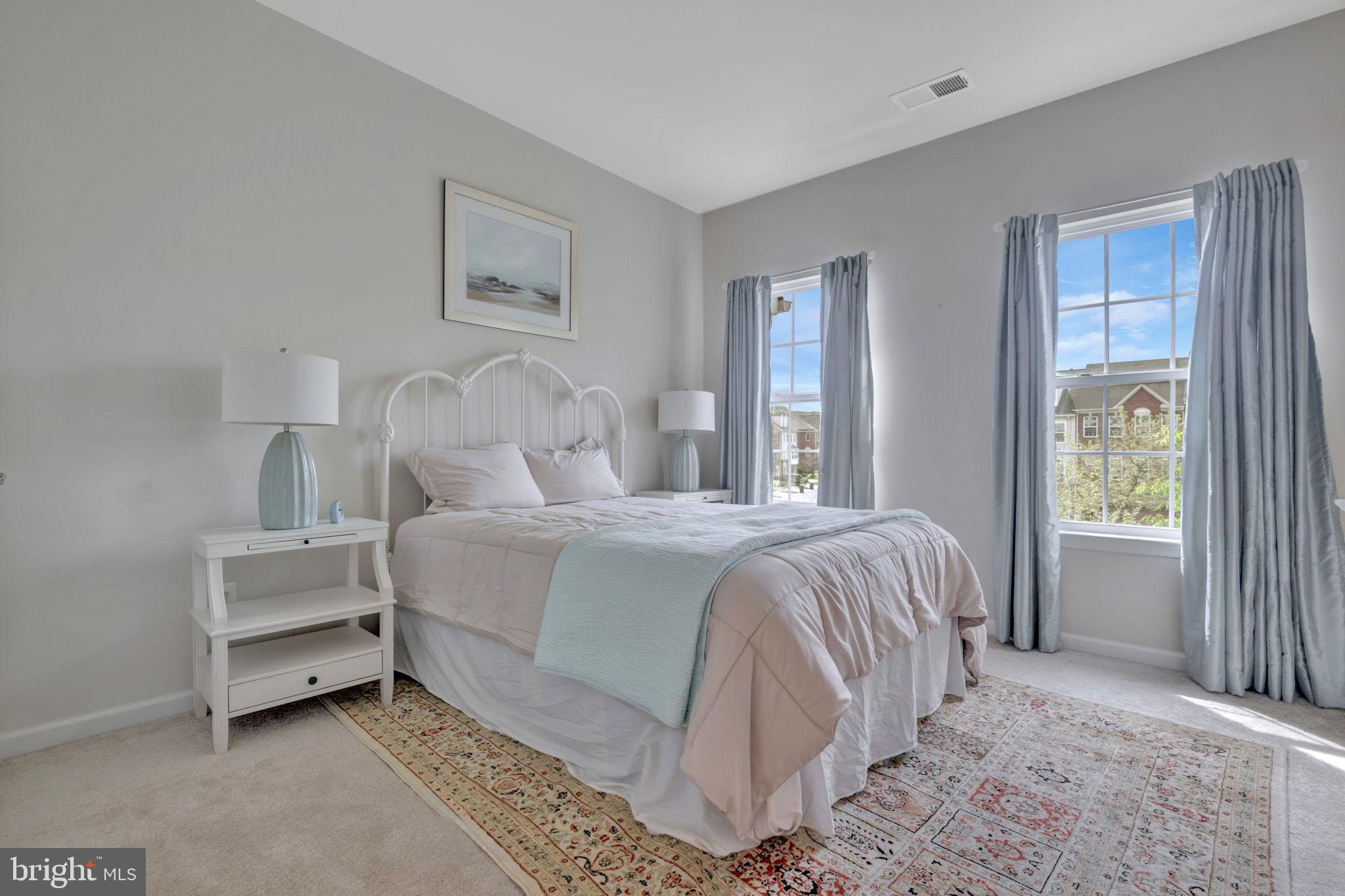 2107 CONGRESBURY PLACE