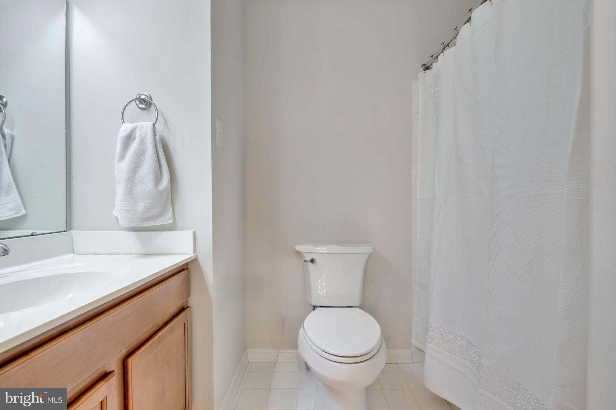 2107 CONGRESBURY PLACE