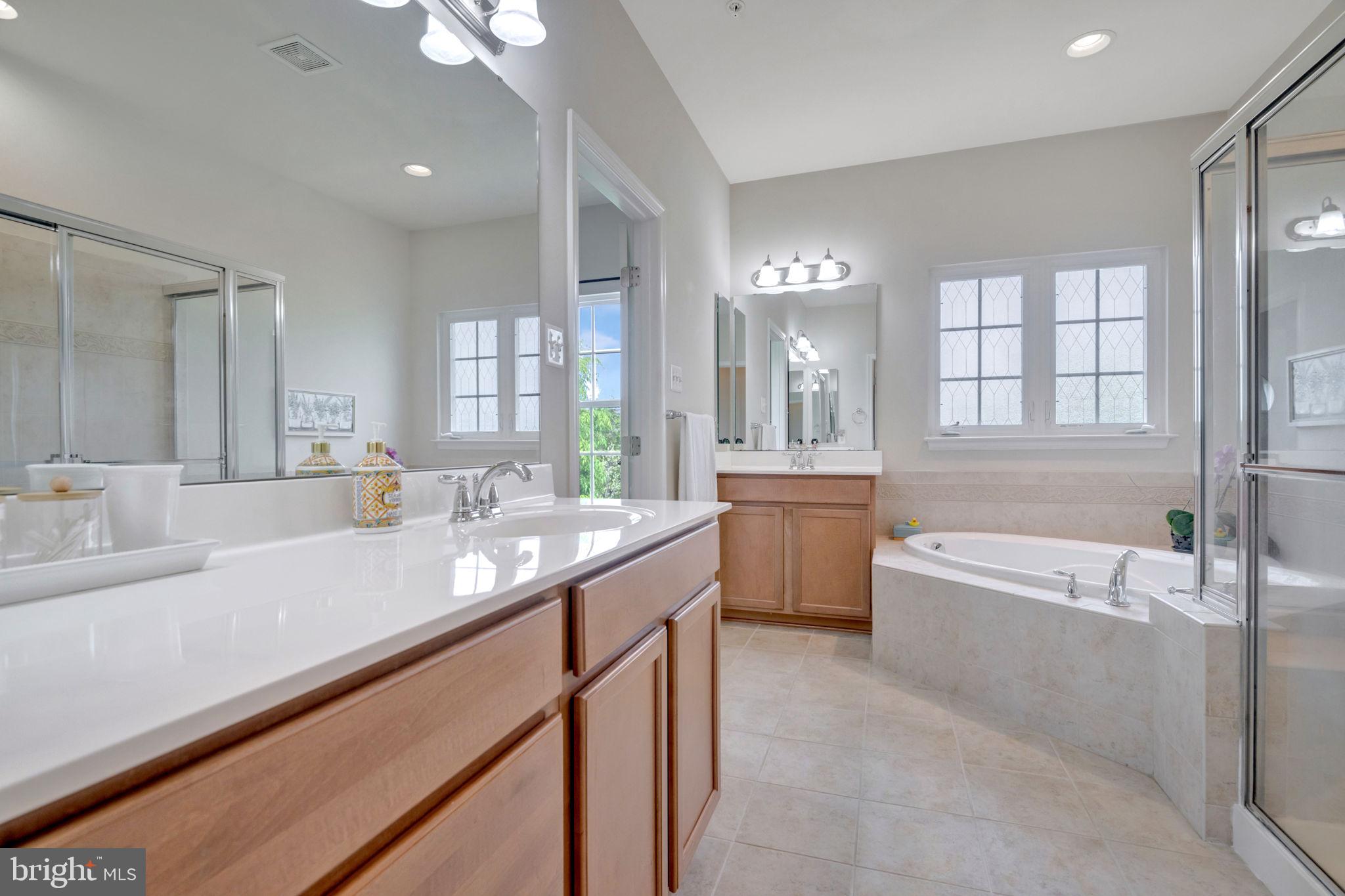 2107 CONGRESBURY PLACE