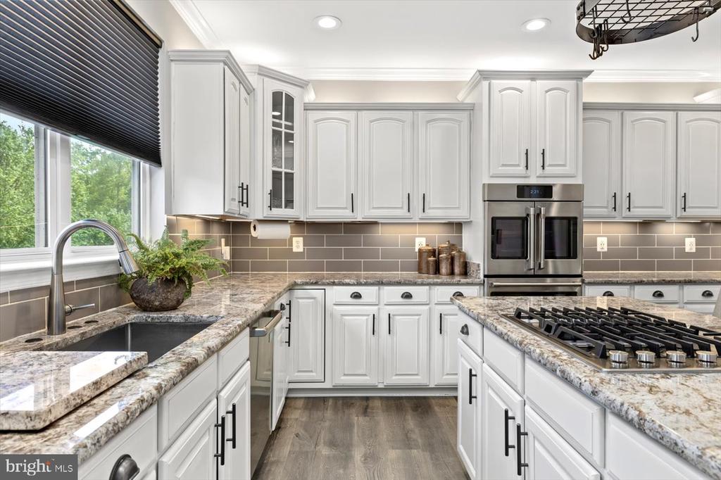 1323 WALKER DRIVE
